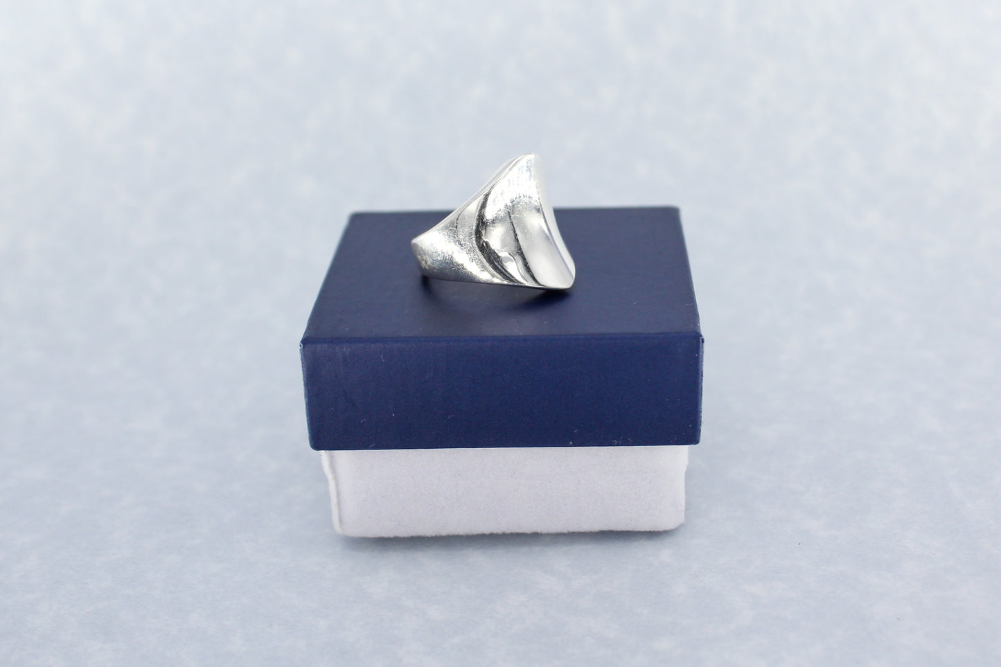 ANILLO OVAL