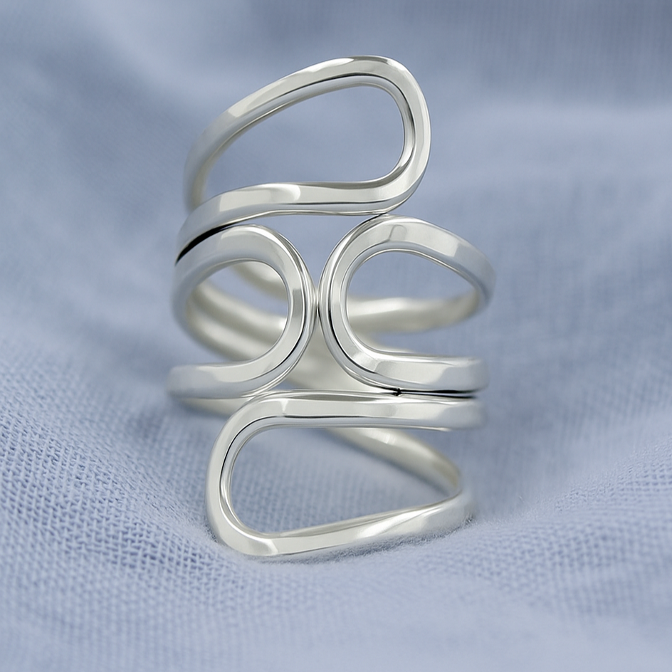 Anillo cuatro lazos en U TA011