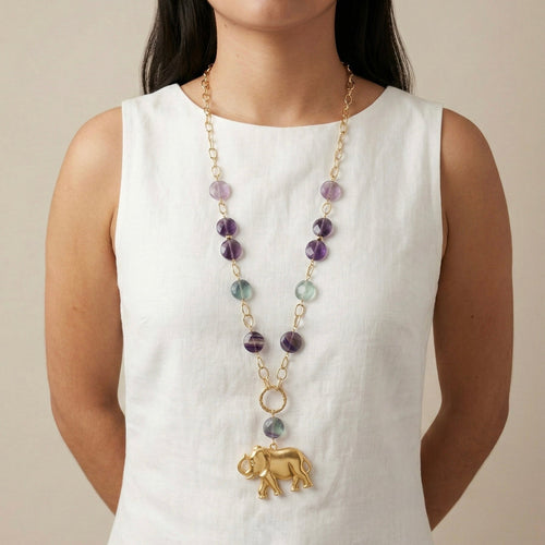 Collar Largo de Amatista con Dije de Elefante y Chapa
