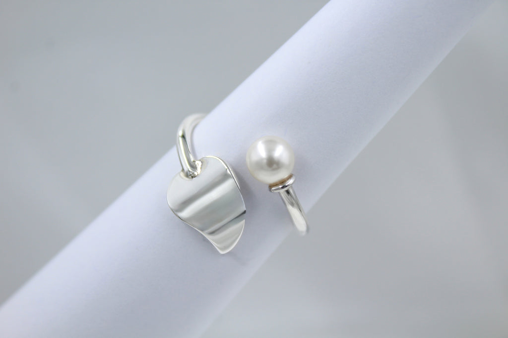 Anillo perla hoja TA019