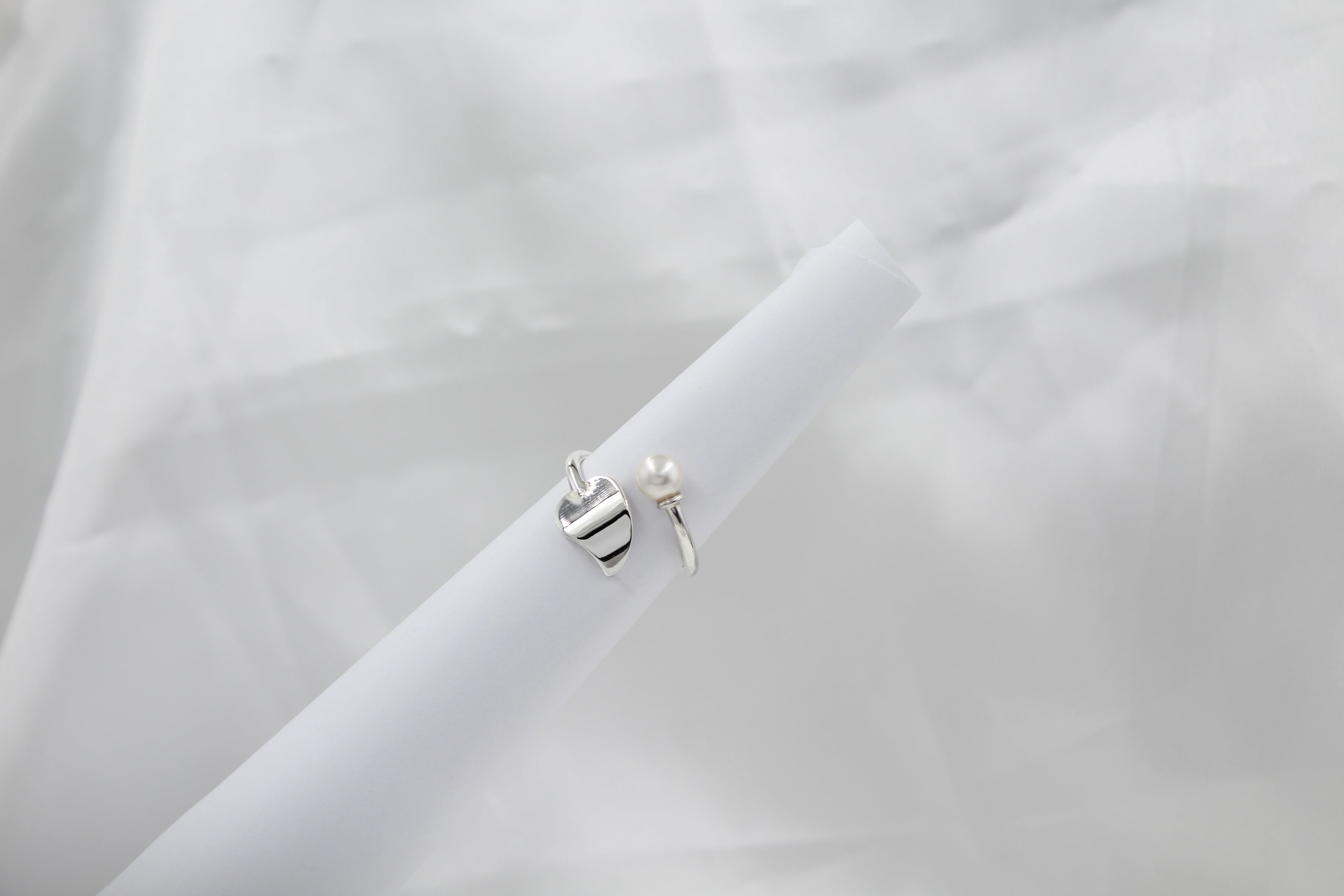 Anillo perla hoja TA019